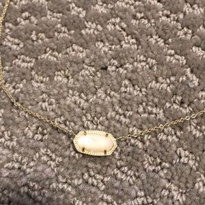Kendra Scott necklace